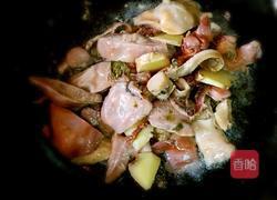 河蚌咸肉煲的做法图解5
