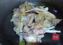 小鸡炖蘑菇的做法图解3