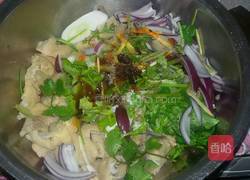 麻辣脱骨鸡爪的做法图解3