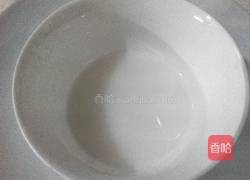 茄汁鹌鹑蛋的做法图解2