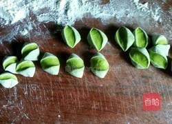 梅花蒸饺的做法图解3