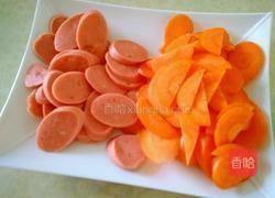 桔梗炒香肠的做法图解2