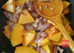 叉烧酱猪肉煮南瓜的做法图解4