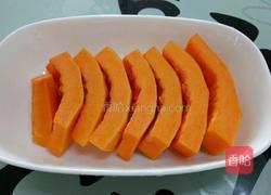 给妈妈做的葵花蒸饺。的做法图解1