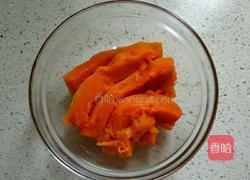 给妈妈做的葵花蒸饺。的做法图解3