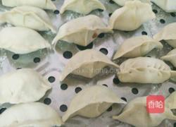 韭菜鸡蛋饺子的做法图解3