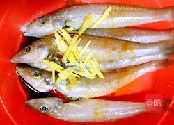 香煎沙丁鱼的做法图解2