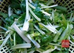 芹菜干丝的做法图解2