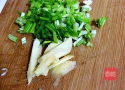 酱烧土豆中翅的做法图解2
