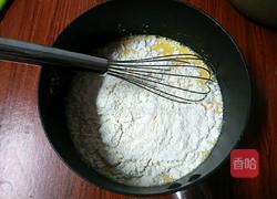 戚风蛋糕的做法图解2