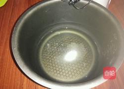 戚风蛋糕的做法图解4