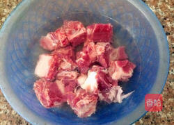 茶树菇排骨汤的做法图解1