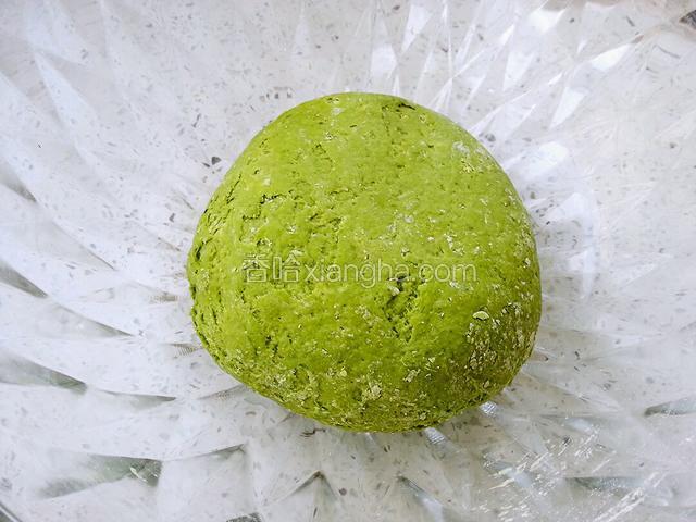 菠菜面和好了
