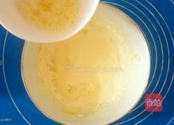 迷你巧克力奶油蛋卷甜筒的做法图解2