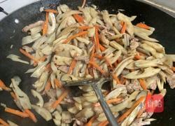 肉炒莲藕萝卜丝的做法图解6