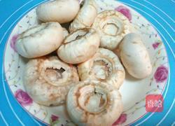 蒜香酿口蘑的做法图解2