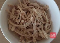 凉拌鸡丝苦荞面的做法图解2