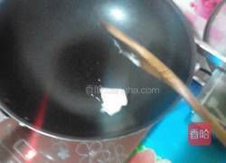 木耳炒青菜的做法图解1