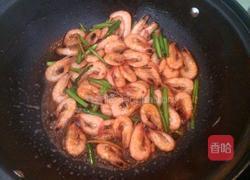 油爆河虾的做法图解7