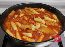 简易韩式炒年糕的做法图解3