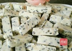 黑芝麻花生牛轧糖的做法图解11