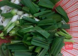 豆花炒蒜苗的做法图解2