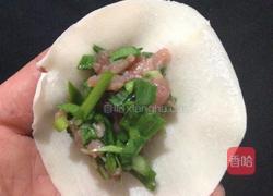 韭菜猪肉锅贴的做法图解4
