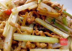 芹菜肉丝的做法图解7