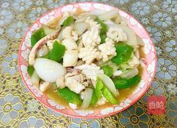 洋葱青椒鱿鱼花的做法图解8