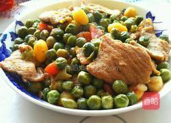 豌豆炒肉片的做法图解4