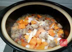 胡萝卜烧牛腩的做法图解10