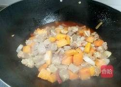 胡萝卜烧牛腩的做法图解11