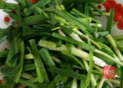 鱿鱼韭菜的做法图解1