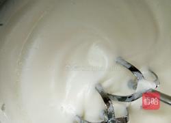 戚风杯子蛋糕的做法图解8