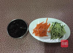 凉拌木耳的做法图解2