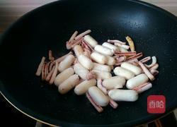 芝士打糕条炒鱿鱼的做法图解5