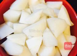 萝卜煲猪骨汤的做法图解1