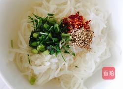 炝拌萝卜丝的做法图解3