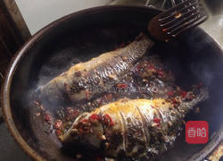 藿香鲫鱼的做法图解6