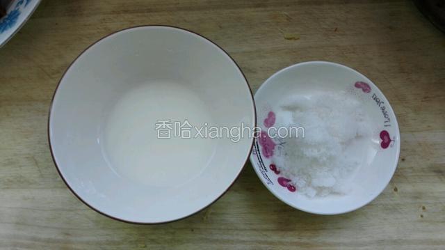 水淀粉，糖，盐备齐