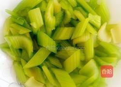 西芹拌腐竹的做法图解5