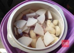 隔水炖筒骨汤的做法图解3