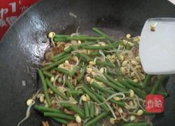 肉丝炒面的做法图解4