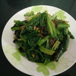 豆豉鲮鱼油麦菜的做法[图]