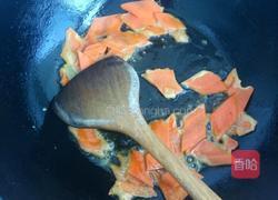 腊肠炒时蔬的做法图解2