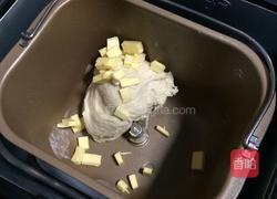 椰蓉奶棒面包的做法图解2