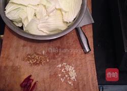 蚝油手撕包菜的做法图解2