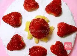 Illustration of how to make 8-inch chiffon cake 18