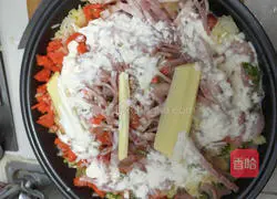 Illustration of Spanish Baked Rice 7