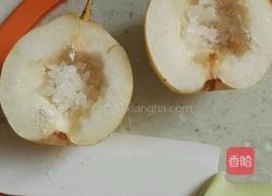 冰糖川贝炖梨的做法图解3